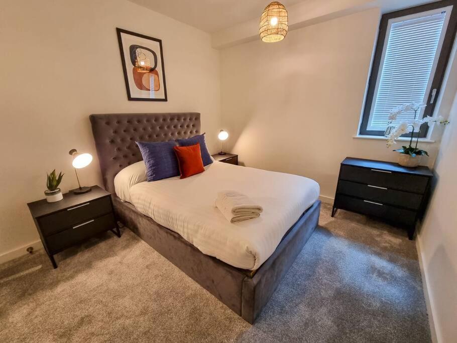 Luxury City Centre Townhouse With Parking Manchester Eksteriør billede