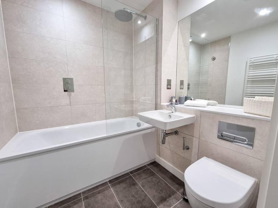 Luxury City Centre Townhouse With Parking Manchester Eksteriør billede