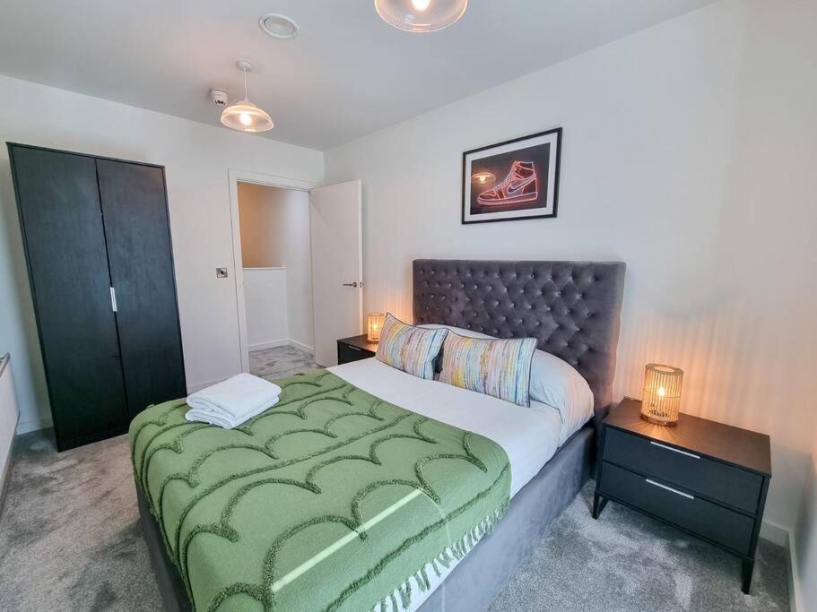 Luxury City Centre Townhouse With Parking Manchester Eksteriør billede